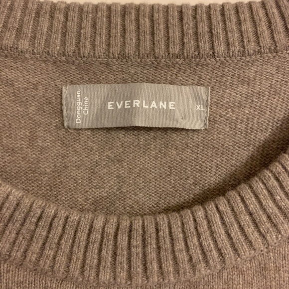 Everlane Cashmere Sweater - Picture 3 of 3